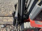 Linde E12 electric forklift 12