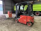 Linde E16 Electric forklift 7