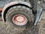 Linde H60D-02 diesel forklift with forks 25