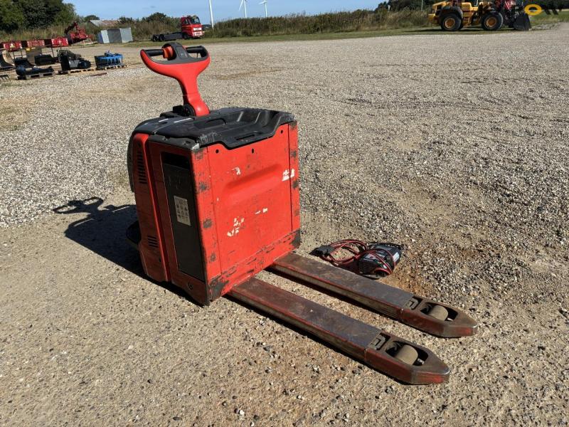 Linde T20AP electric stacker 3