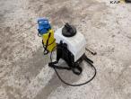 Linds backpack sprayer and pump sprayer 5