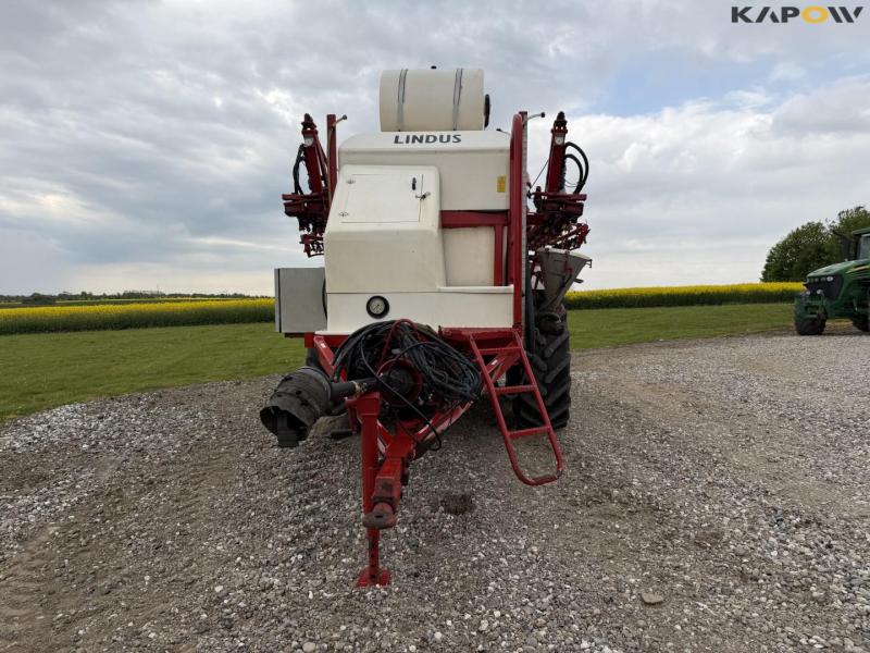 Lindus 7000-24 sprayer 2