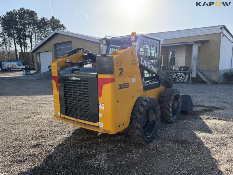 Liugong 385B skid steer loader 5