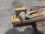 Lifting yoke with heavy-duty axle 13