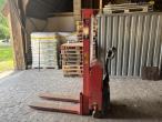 Logitrans SELF1002 electric pallet truck 6