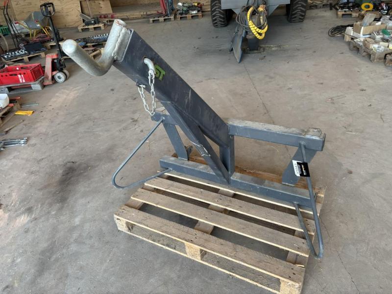 LST big bag lifter with Euro hitch 1