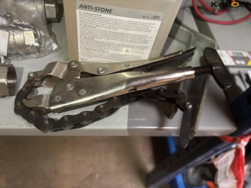 Air and plumbing parts 13