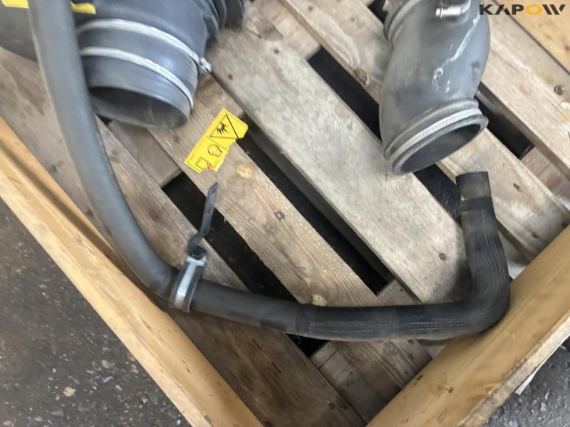 Air filter box for Valtra S-series 11