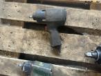 Air wrenches 20