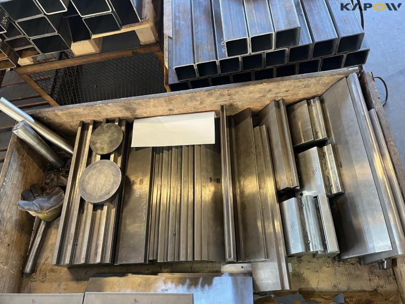 LVD PPEB 110/30 Hydraulic Edge Presses 48