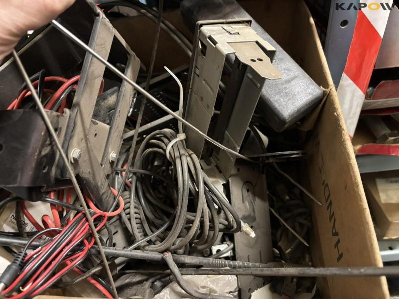 Lights and electrical items 19