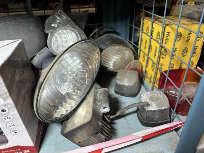 Lights and electrical items 27