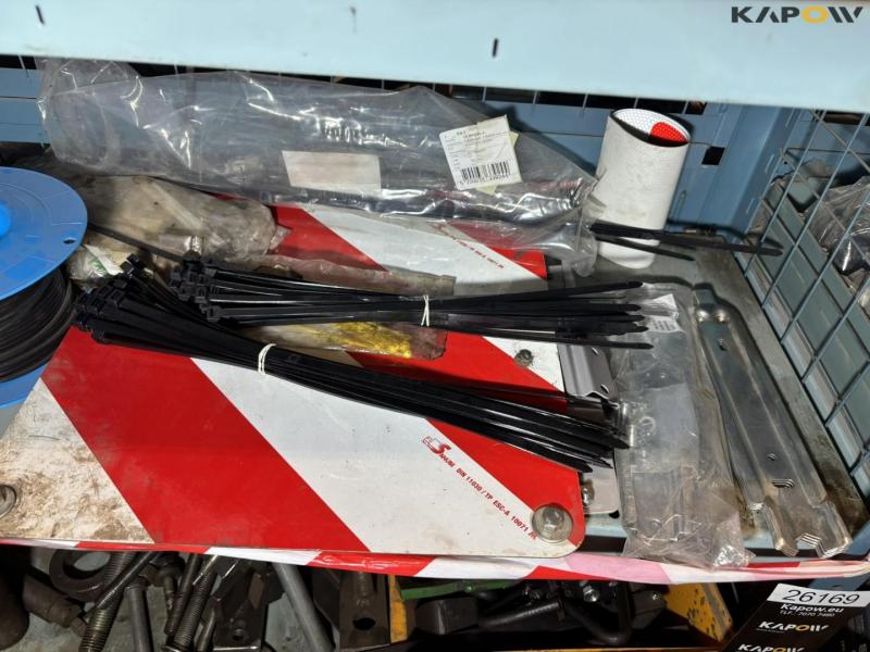 Lights and electrical items 39