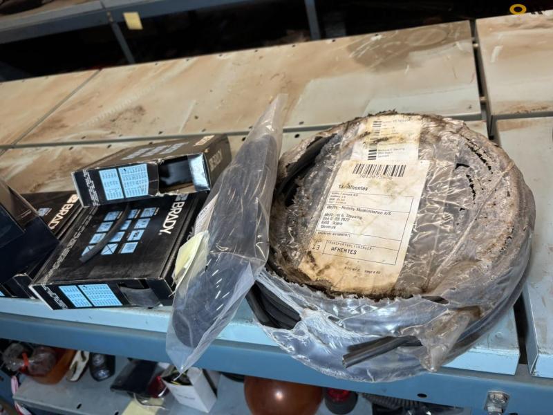 Lights and electrical items 49