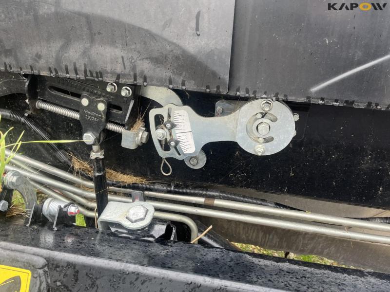 Macdon FD245 header 15