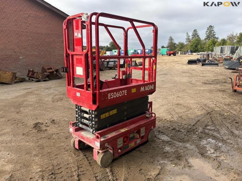 Magni ES0607E scissor lift 8