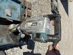 Makita HM1304 concrete hammer 6