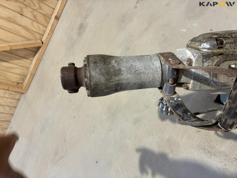 Makita HM1304 concrete hammer 15