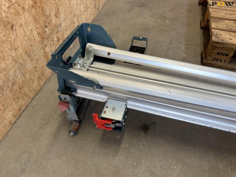 Makita compound mitre saw 12