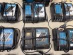 Makita radio, batteries and charger 4