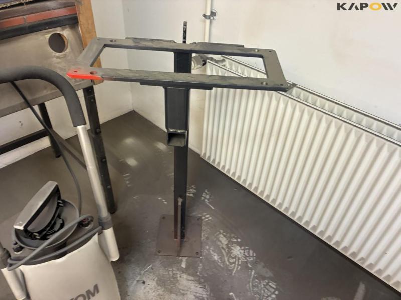 Paint booth 31