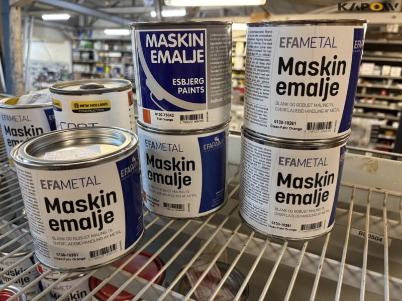 Paint and consumables 32