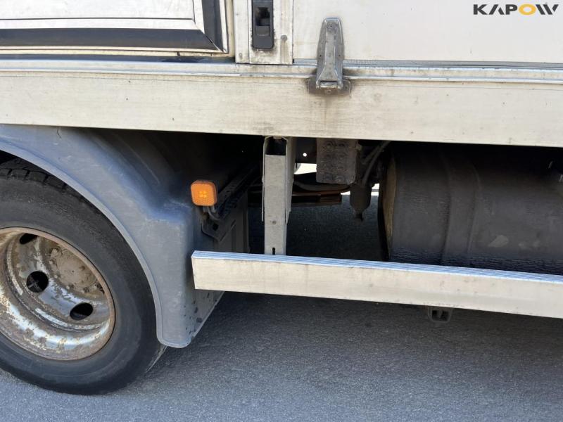 Man TGL 12,180 truck with Versalift VT-145-f lift 17