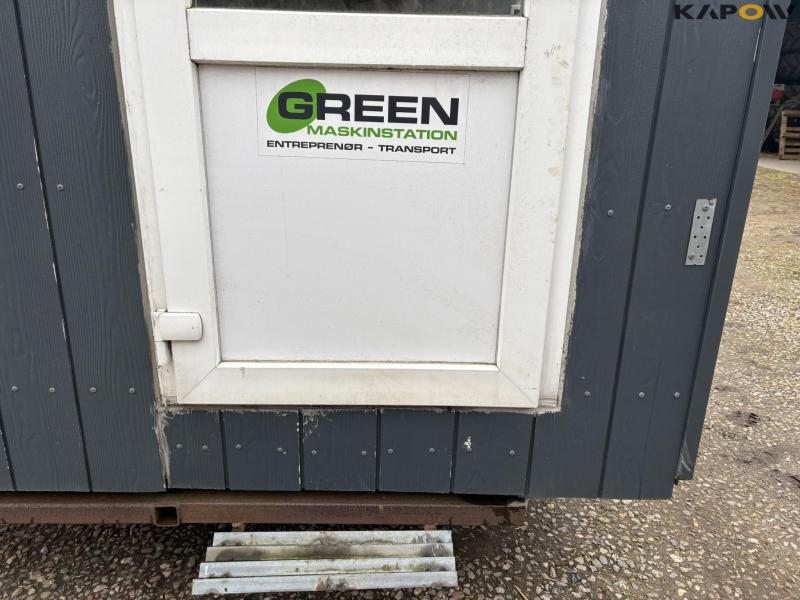 Crew van with toilet 42