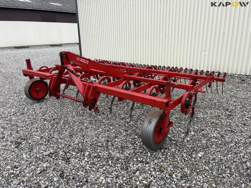 Marsk Stig model 9 seedbed harrow 1