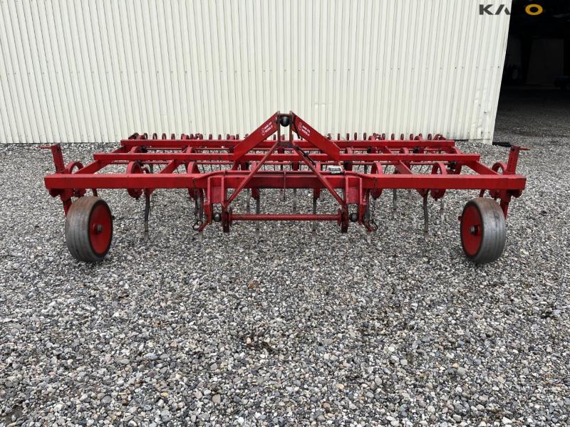 Marsk Stig model 9 seedbed harrow 2