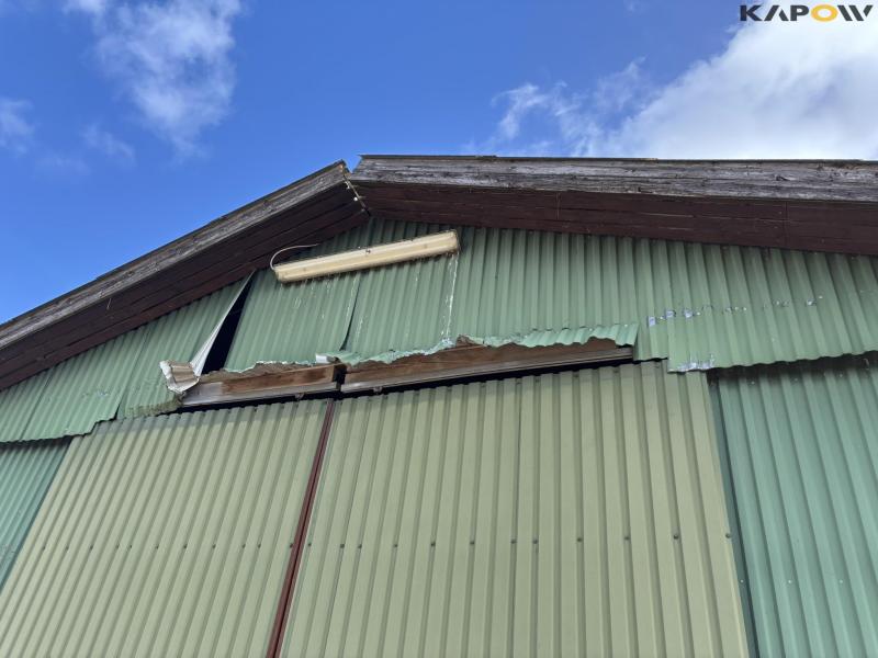 Engine house approx. 400 m2 12