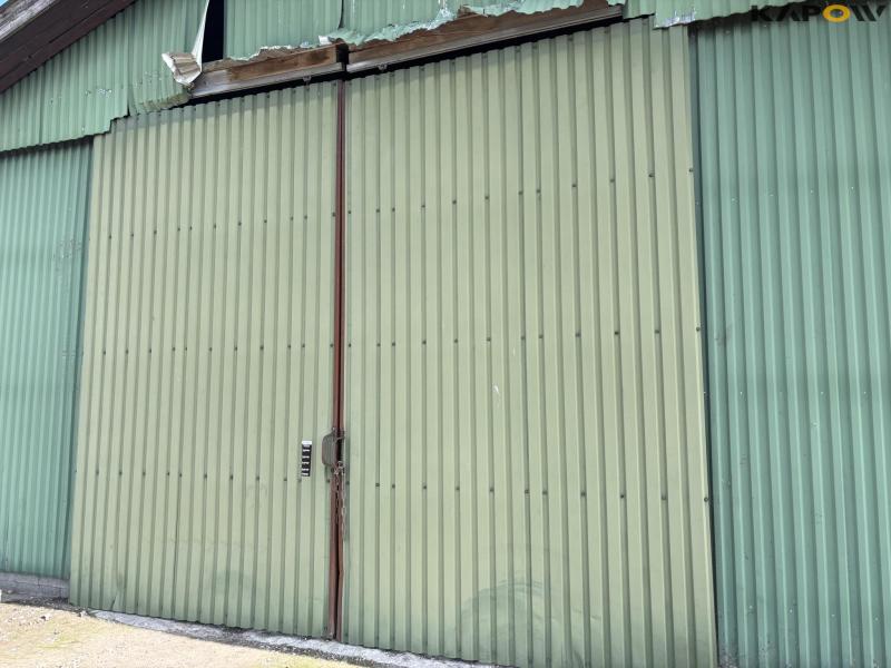 Engine house approx. 400 m2 13