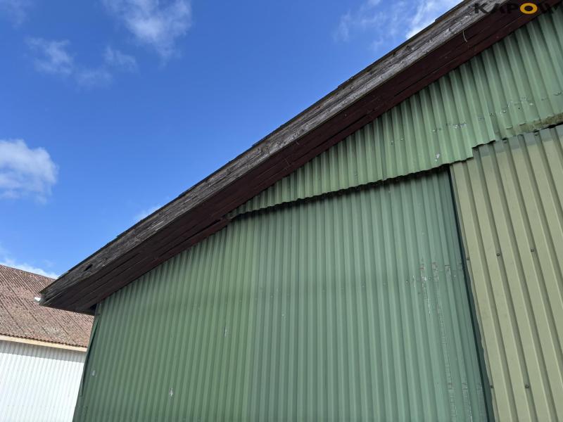 Engine house approx. 400 m2 14