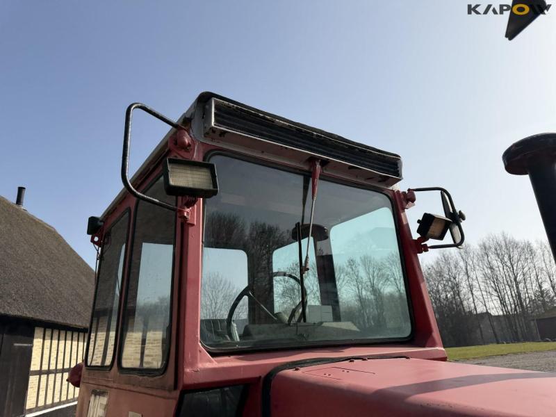 Massey Ferguson 1200 tractor 13