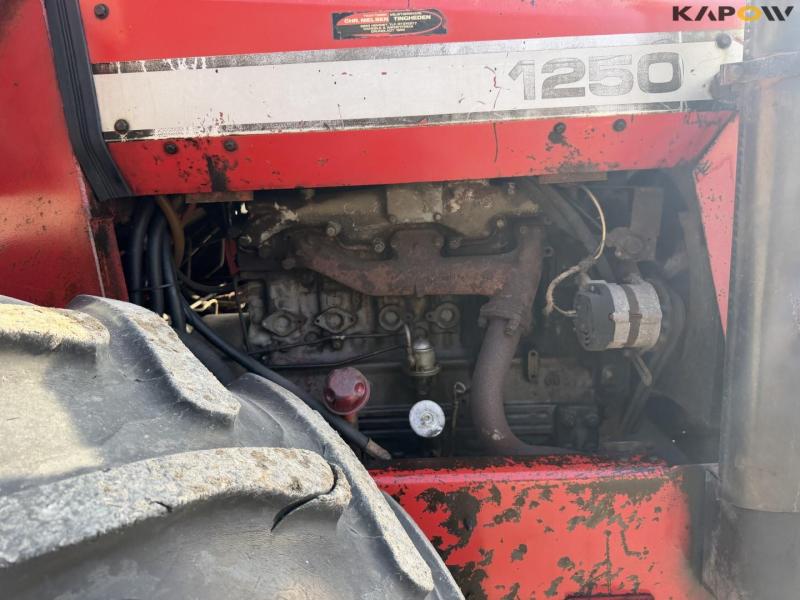 Massey Ferguson 1250 tractor 18