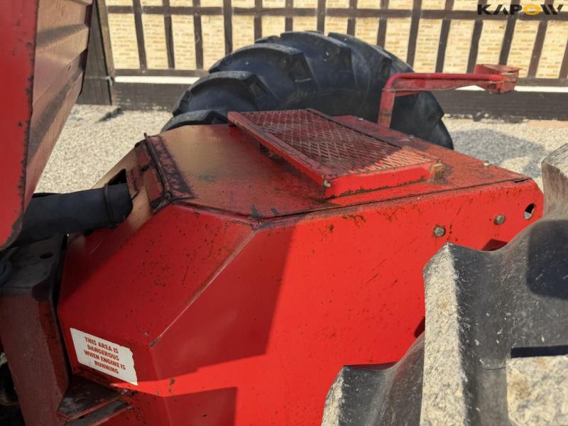 Massey Ferguson 1250 tractor 22