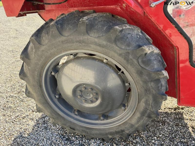 Massey Ferguson 135 tractor 46