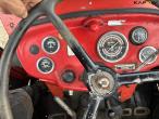 Massey Ferguson 135 tractor 29