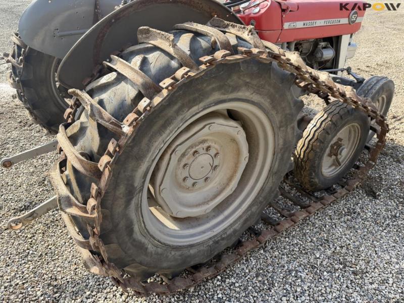 Massey Ferguson 152 tractor 55