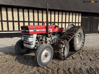 Massey Ferguson 152 tractor