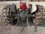 Massey Ferguson 152 tractor 30