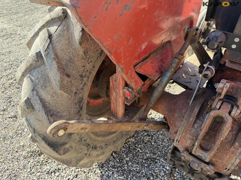 Massey Ferguson 165 Multi-Power tractor 24