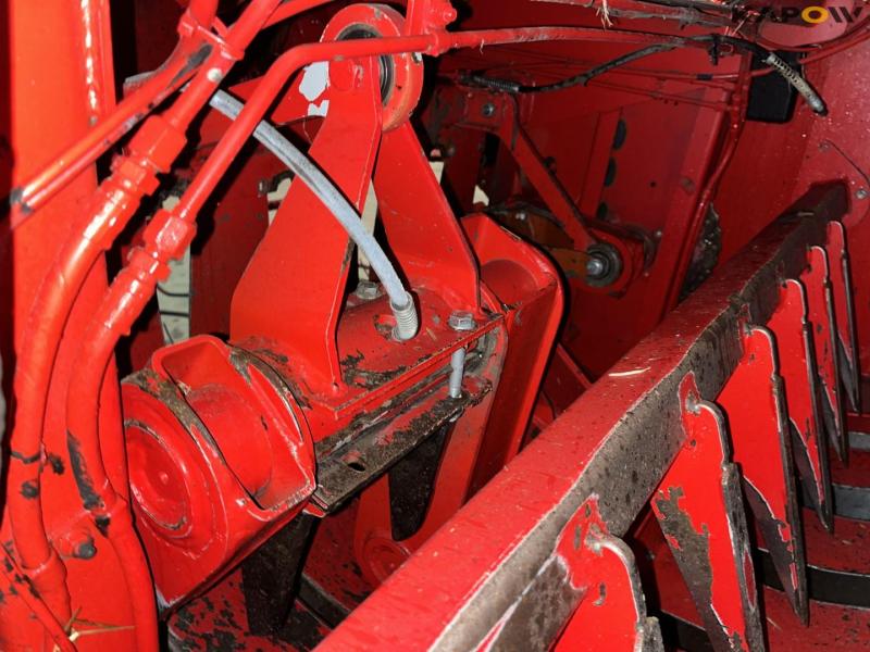 Massey Ferguson 190 big baler 30