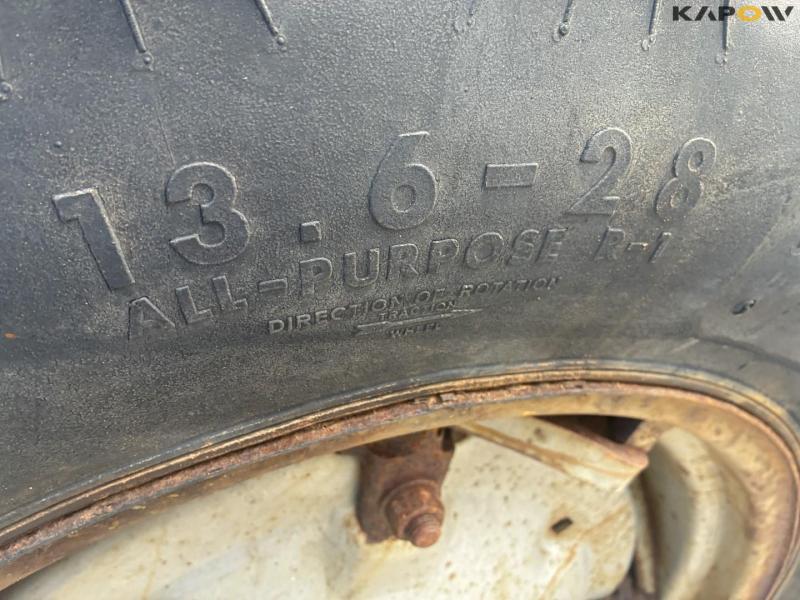 Massey Ferguson 235 tractor 15