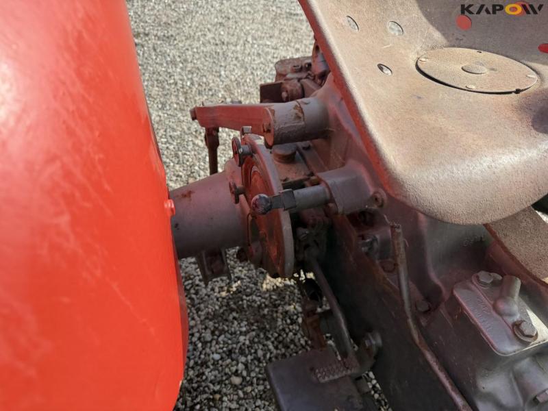 Massey Ferguson 30 tractor 20