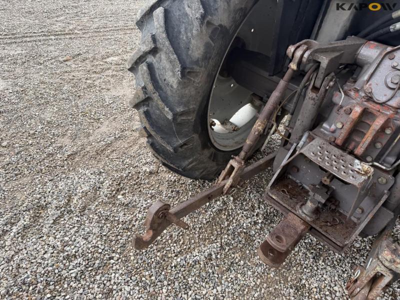 Massey Ferguson 3050 tractor 27