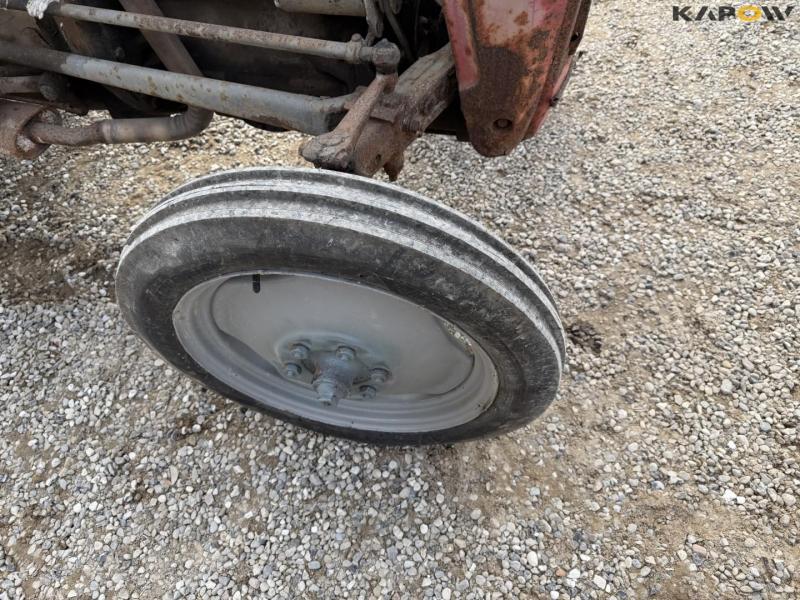 Massey Ferguson 35 tractor 28