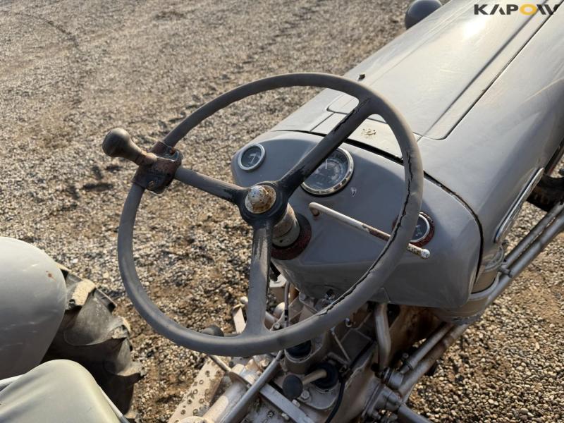 Massey Ferguson 35 tractor 23
