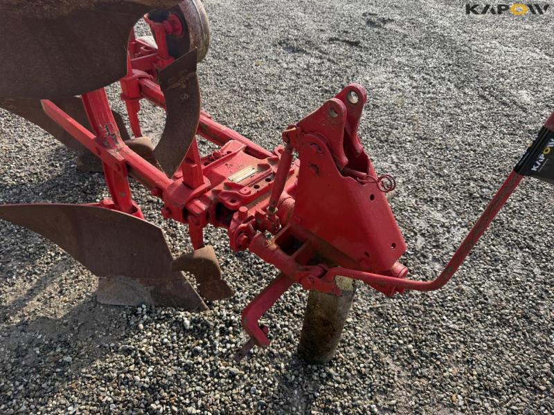 Massey Ferguson 46 plow 23