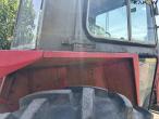 Massey Ferguson 590 tractor 28